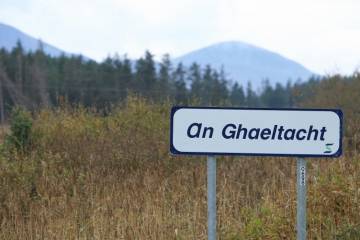Irish Language Signs 752X501